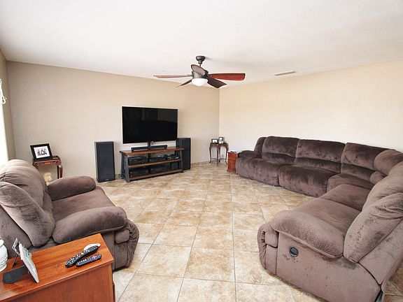 2nd image of 3430 Hound Ln
