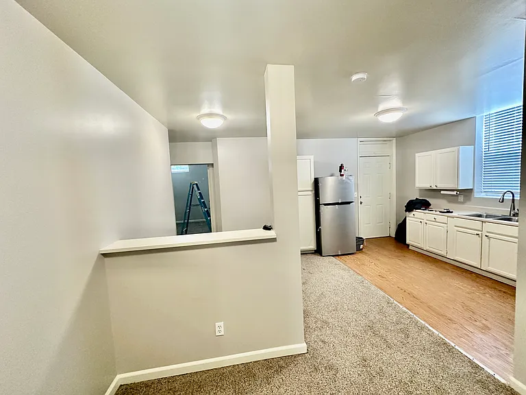 5200 Hunter Ave #1 — Photo 15