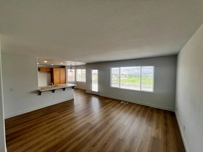 3680 Bozeman Dr — Photo 8
