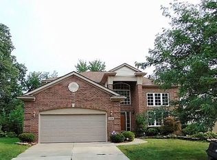 29546 Orion Ct, Farmington Hills, MI 48334