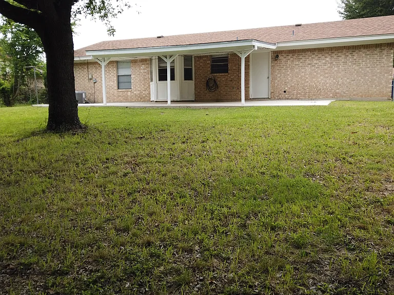 1713 Pleasant Lane, Copperas Cove TX BACK YARD