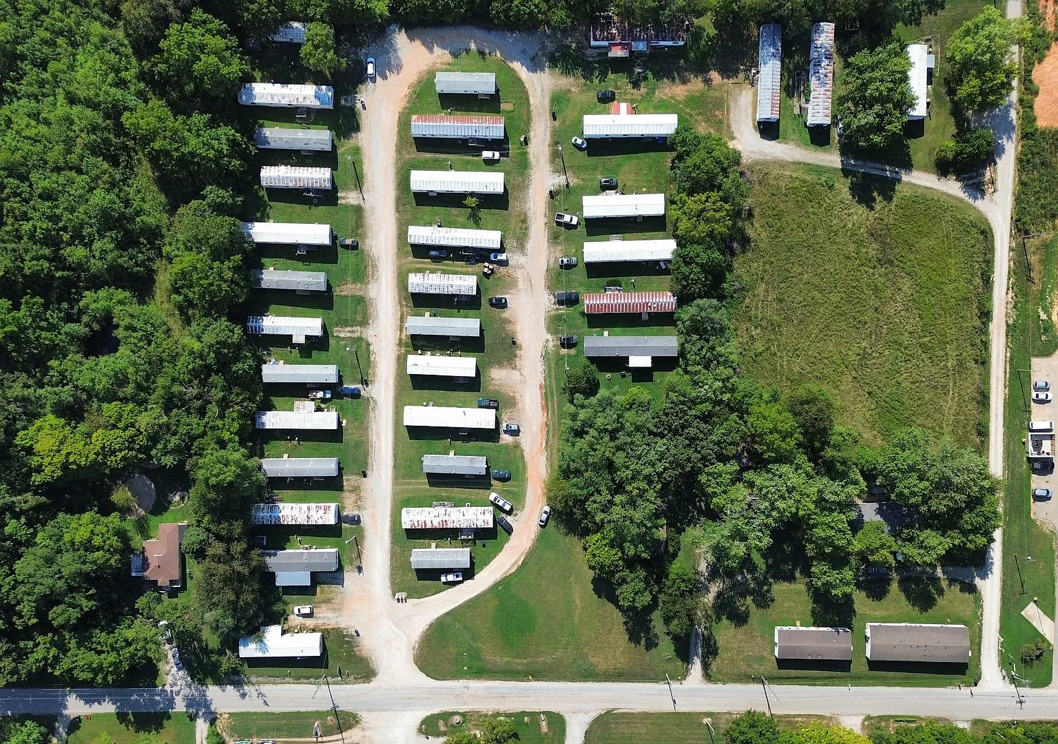 Lone Oak MHP — Photo 4