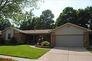 745 Vanderville Dr photo 1