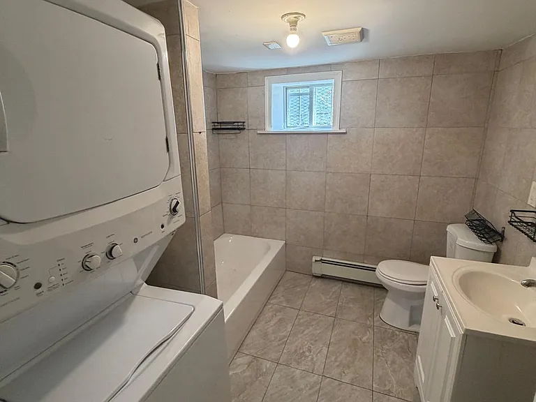 244 Smith St #A — Photo 14