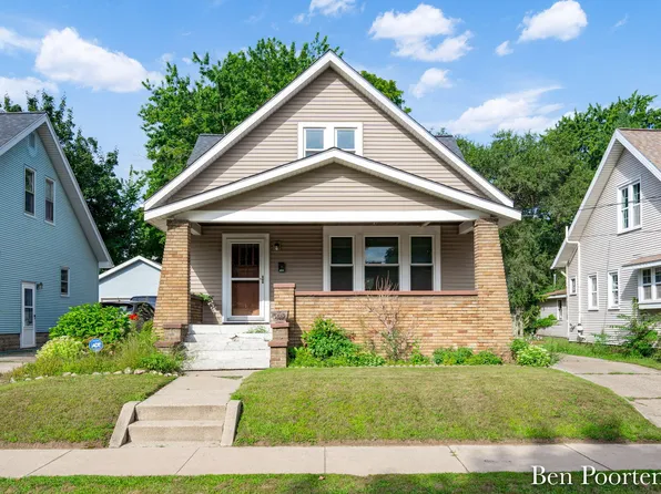 1655 Cleveland Ave SW, Wyoming, MI 49509