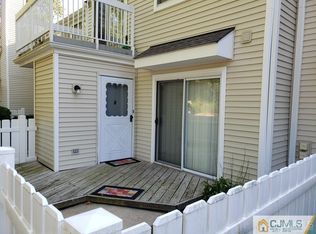 3 Wynwood Dr, Monmouth Junction, NJ 08852