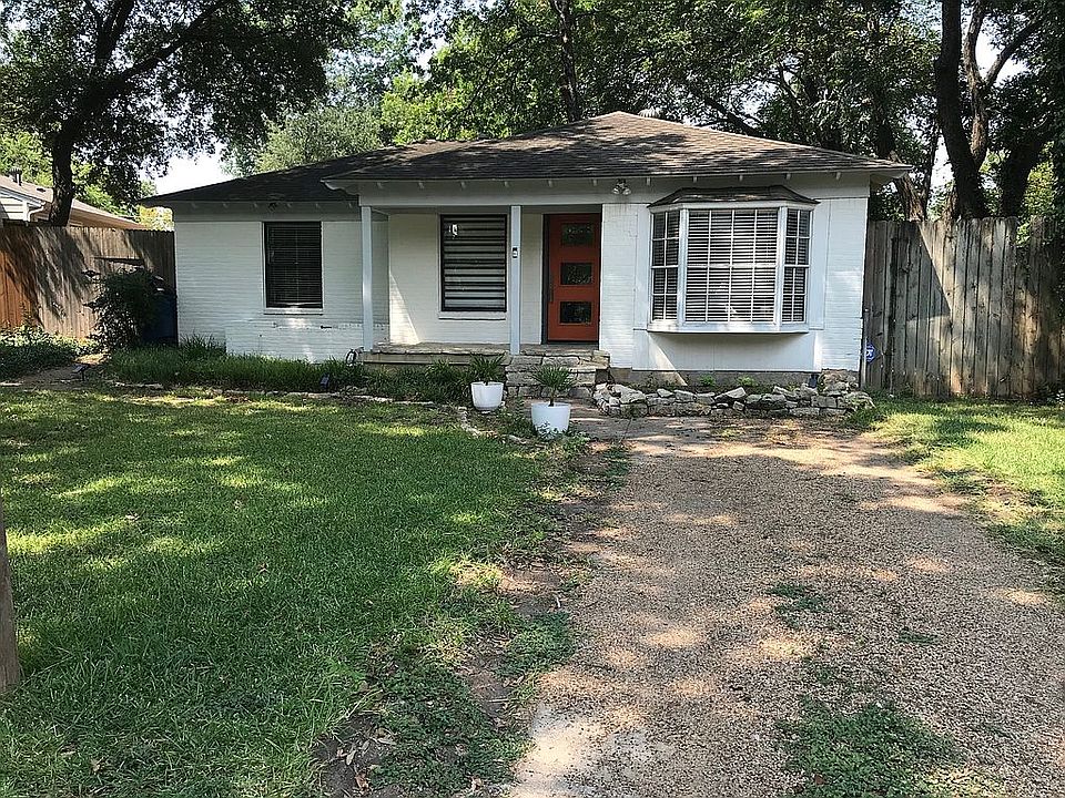 1st image of 8791 Rexford Dr