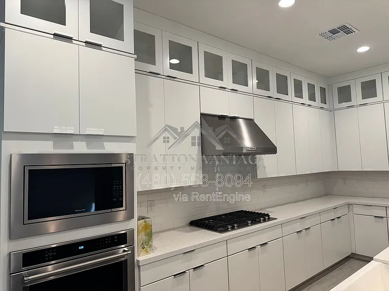 6132 S Veneto — Photo 35
