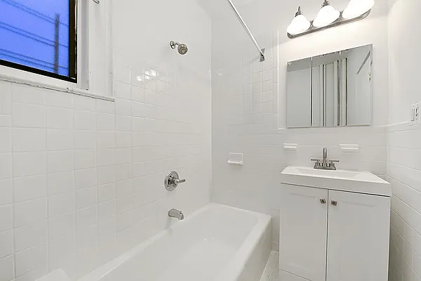 Rented by Exclusive Properties Sotheby's International Realty | media 28