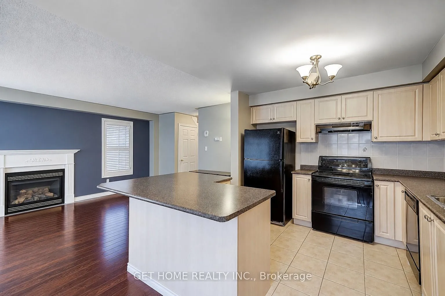 3 bed, $3,100 — Photo 4