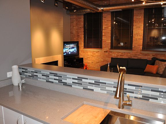 2nd image of 420 W Grand Ave APT 5C