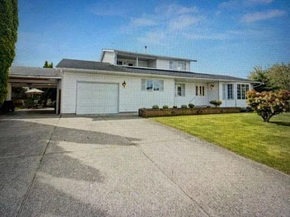 6442 Swanson St, Chilliwack, BC V2R 1R2