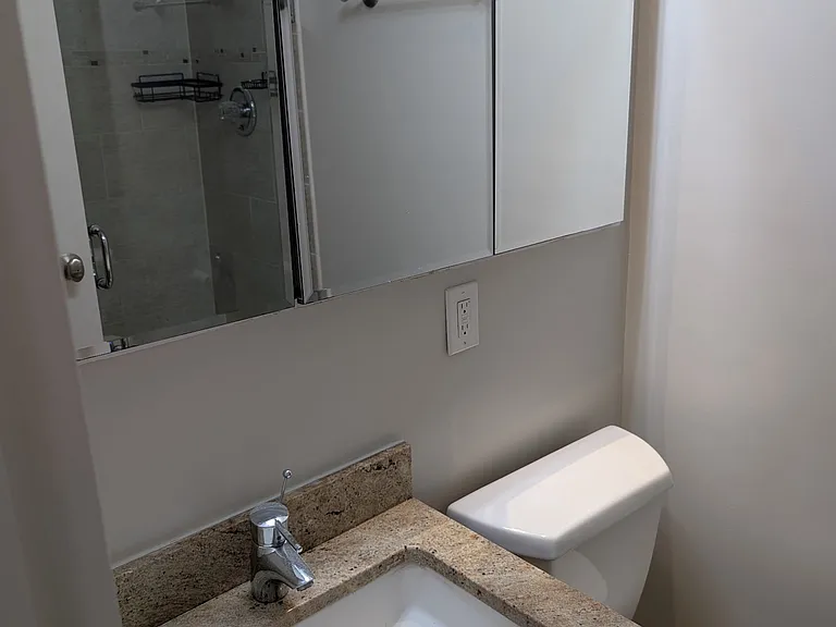 1155 Warburton Ave #12G — Photo 21