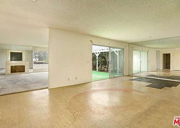 5th image of 3644 Oceanhill Way