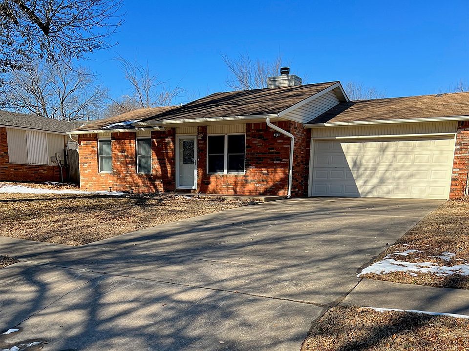 1st image of 414 E Waco Pl