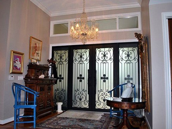 3rd image of 679 Destacada Cir