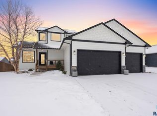 4417 W Delafield Cir, Sioux Falls, SD 57108