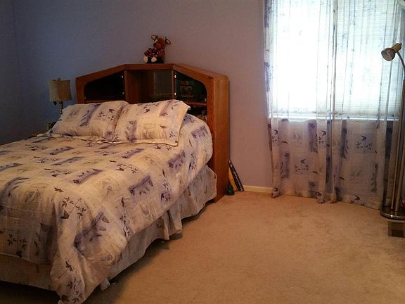 5th image of 4520 Glencary Ct