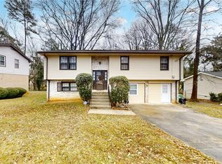 2284 Emerald Springs Dr, Decatur, GA 30035