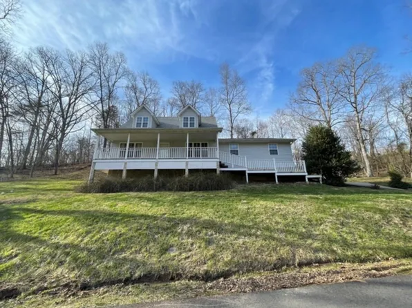 2775 Malcolm Rd, Barboursville, WV 25504