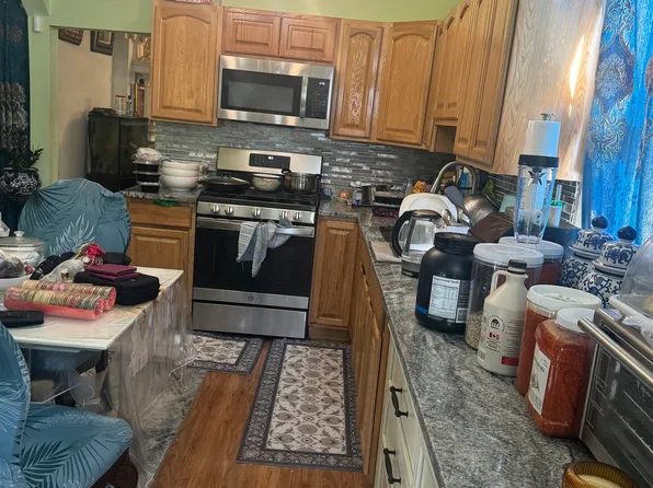 189a-191 Claremont Avenue image 7 of 11