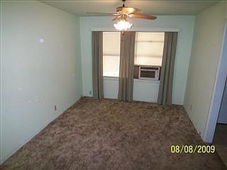 4th image of 1512 W Oxford Way
