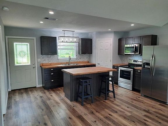 5th image of 296 Hummingbird Estate Ln