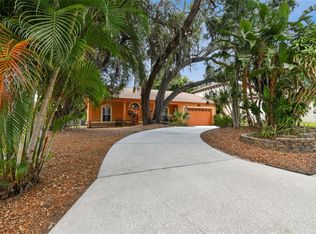 811 Virginia Ave, Tarpon Springs, FL 34689