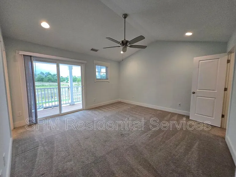 4736 Siddons Dr — Photo 11
