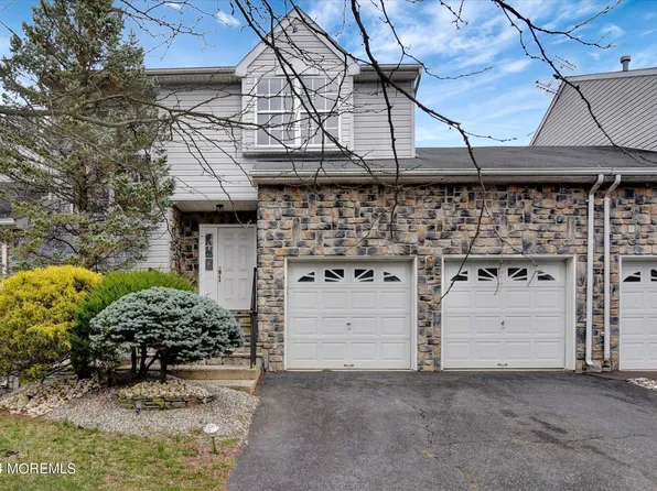 43 Hummingbird Court, Marlboro, NJ 07746