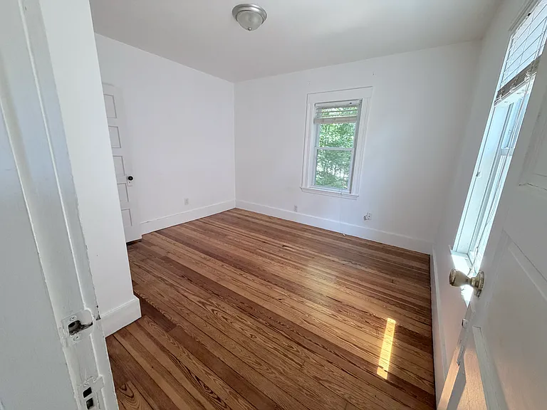 81 Linden Ave #2 — Photo 19
