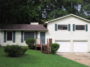 3358 Sir Lancelot Pl SW, Marietta, GA 30008