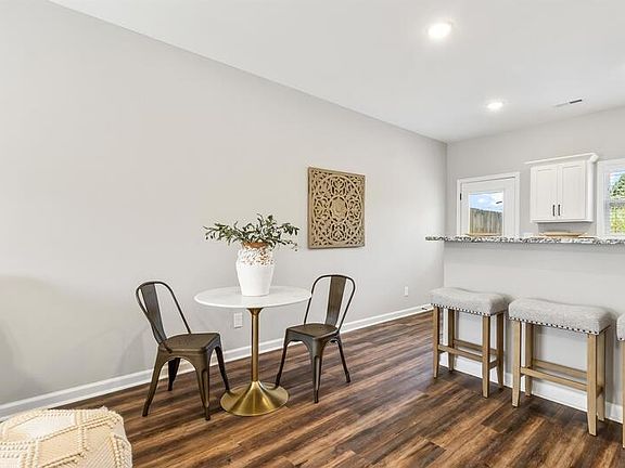 5th image of 1115-F4 Hillwood Dr