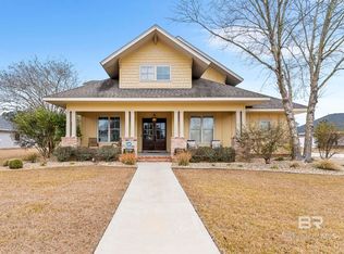 121 Saint Stephens Ct, Atmore, AL 36502