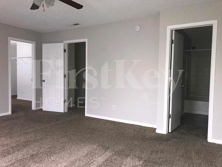 1749 Blue Grass Pkwy — Photo 7