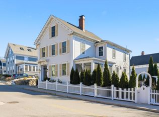 1 Rocky Hill Rd, Amesbury, MA 01913