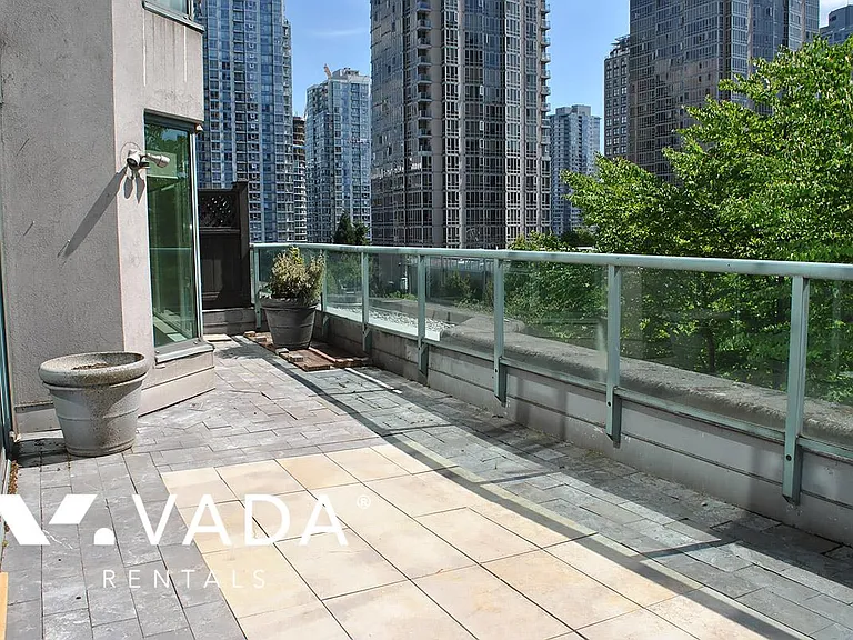888 Hamilton St #203 — Photo 9