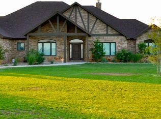 6769 Dell Dr, Ropesville, TX 79358