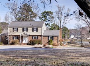 548 Allens Mill Rd, Yorktown, VA 23692