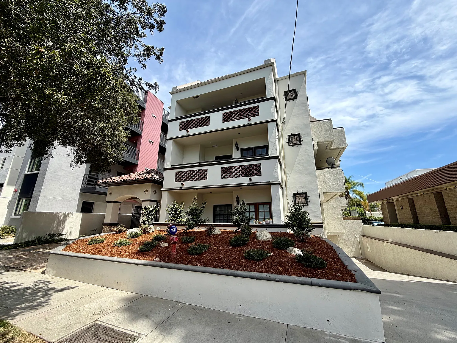 156 S. Oak Knoll Avenue, Unit 201 (719) - 1 — Photo 2