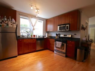 2038 N Spaulding Ave #5-3, Chicago, IL 60647
