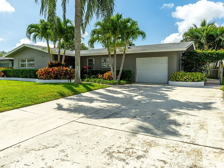 4370 Flax Ct — Photo 2