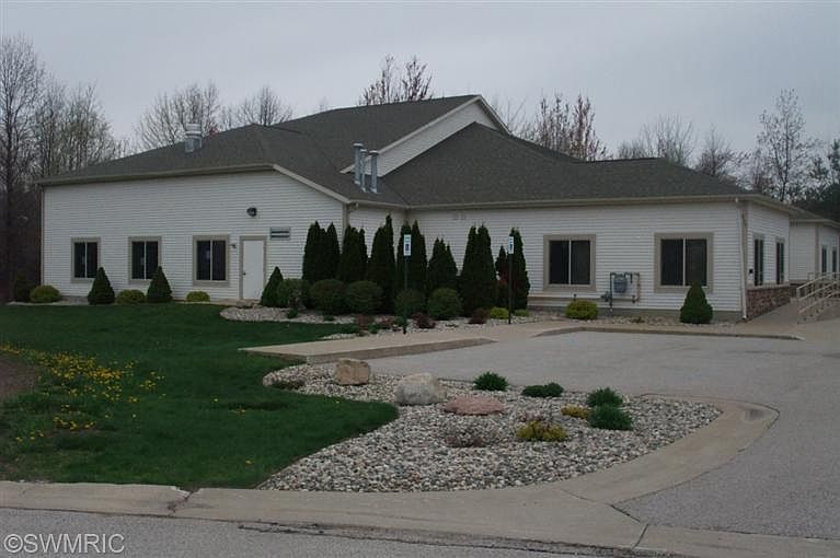 2nd image of 5648 W Sandalwood Cir