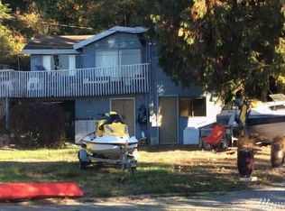 1375 Ocean Dr, Camano Island, WA 98282