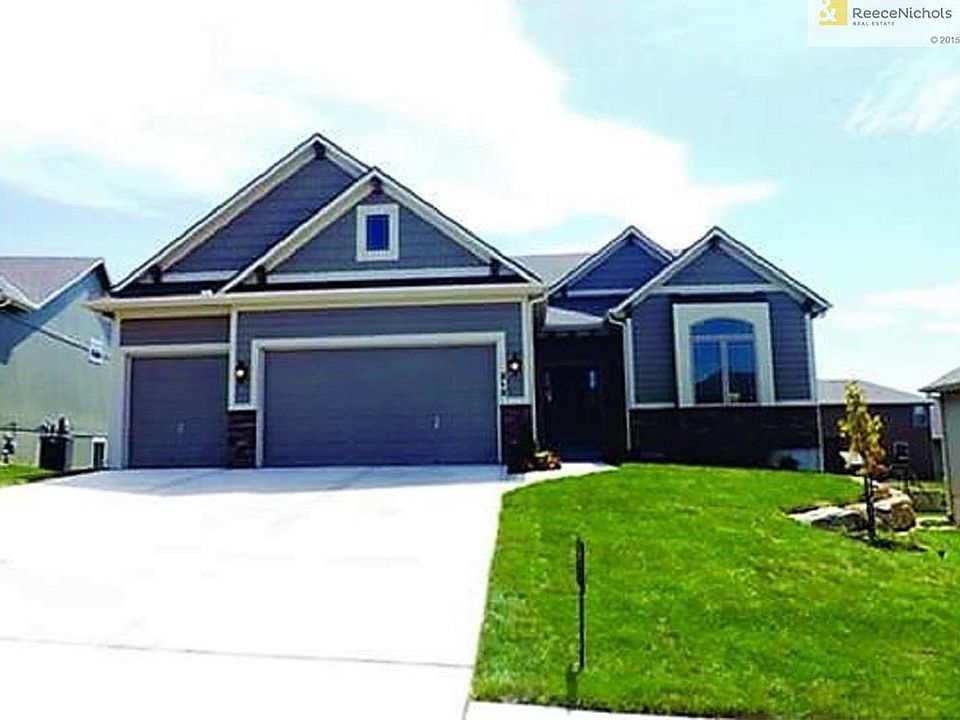 Linden - Model Rev 1.5 Story 4 bed/3 bath Walk up