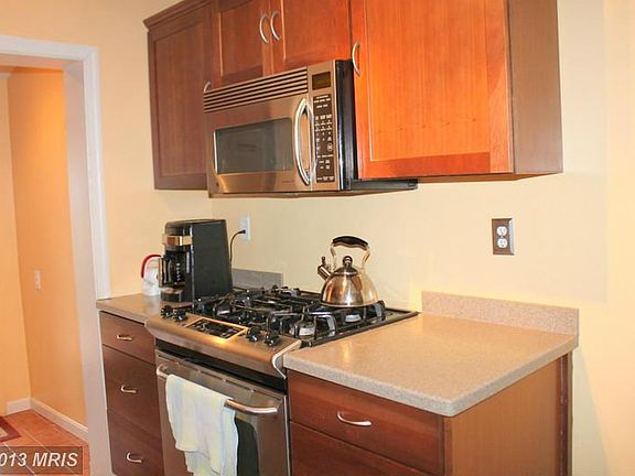 2nd image of 2164 N Brandywine St