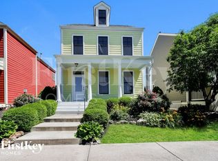 3226 S Canal Way, Saint Charles, MO 63301