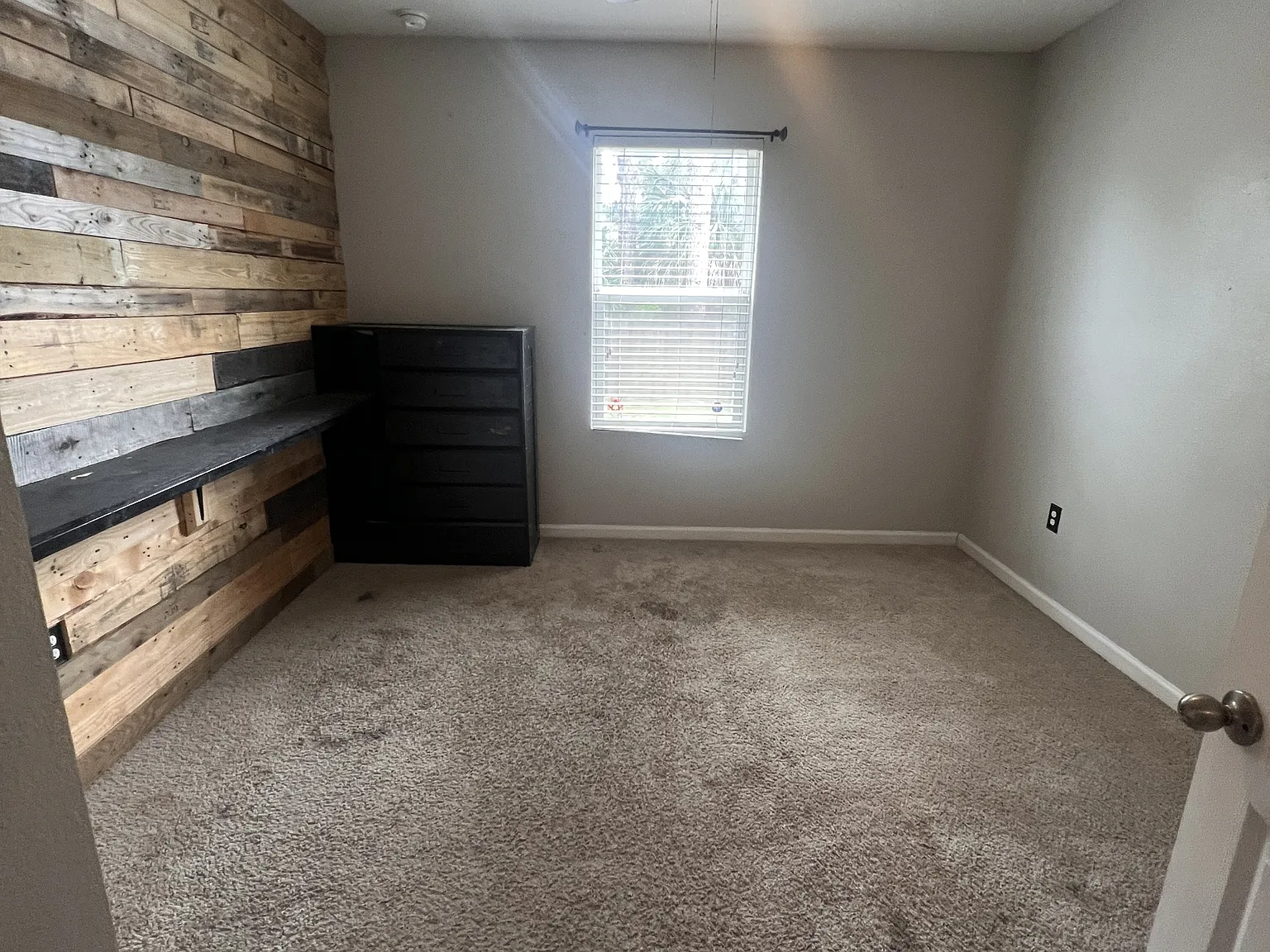 309 Cactus Street Southeast - 1 — Photo 3
