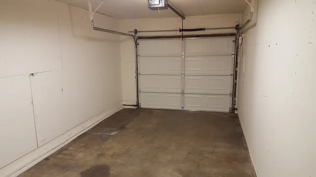 15901 Manor Way — Photo 9