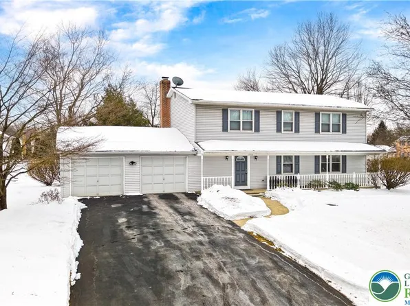 3901 Post Dr, Bethlehem, PA 18017